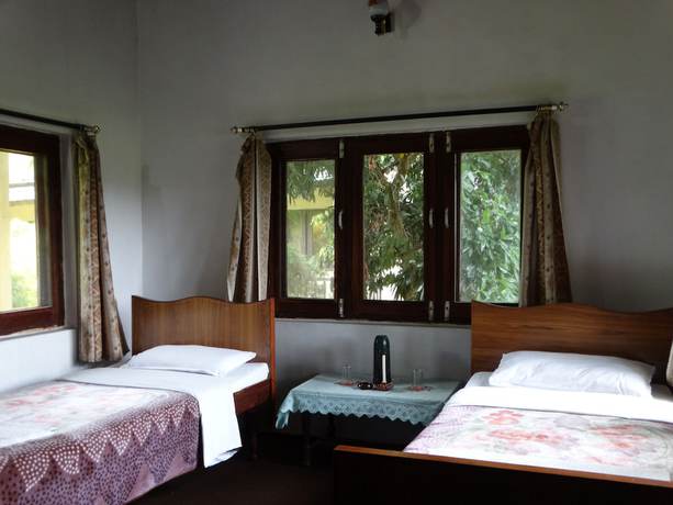 Imagen de la habitación del Hotel Nepal Wildlife Resort. Foto 17