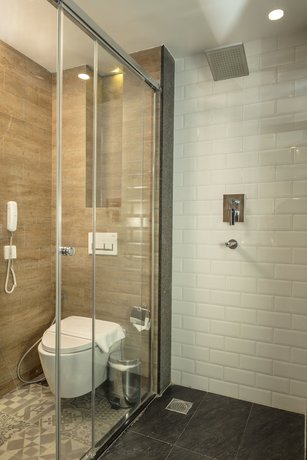 Imagen de la habitación del Hotel Nepali Ghar, Katmandu. Foto 16