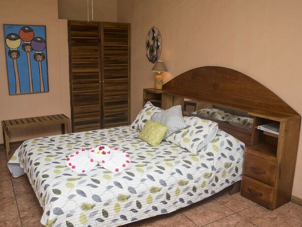 Imagen de la habitación del Hotel Nepenthe BandB. Foto 19