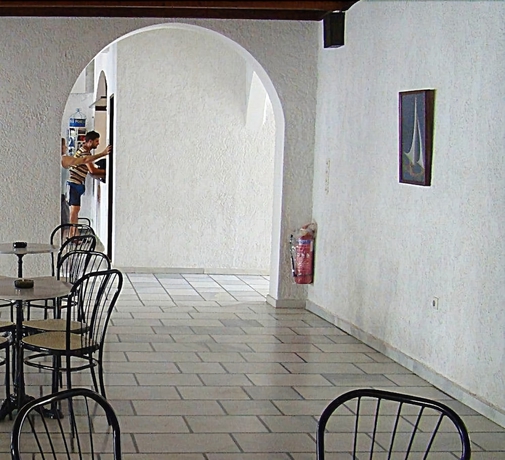 Imagen del bar/restaurante del Hotel Nepheli, Karlovasi. Foto 3