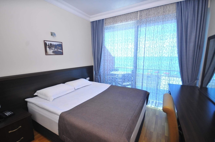 Imagen de la habitación del Hotel Neptun Palace Kvariati. Foto 2