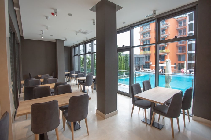 Imagen de los interiores del Hotel Neptun Palace Kvariati. Foto 18