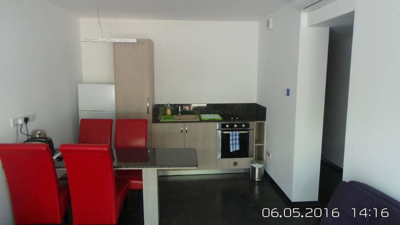 Imagen de la habitación del Hotel Neptune Apartments. Foto 3