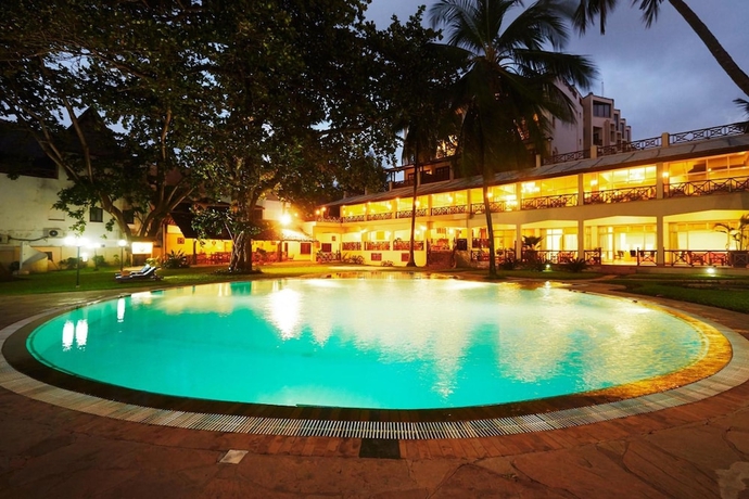 Imagen de la piscina del Hotel Neptune Beach Resort. Foto 13