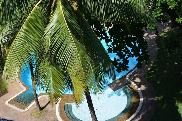 Imagen de la piscina del Hotel Neptune Beach Resort. Foto 15