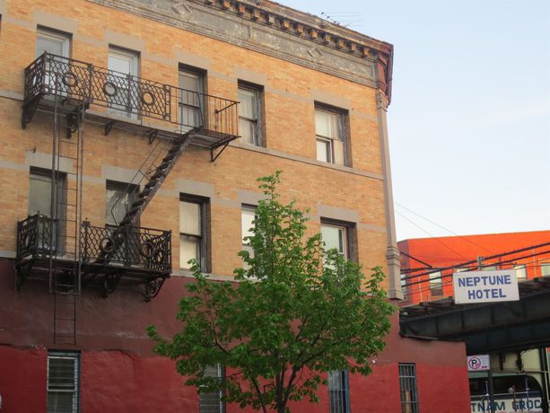 Imagen general del Hotel Neptune, Brooklyn. Foto 2