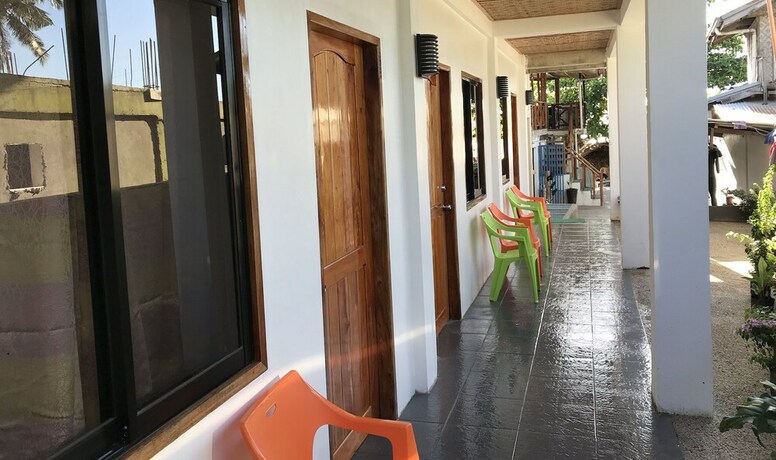 Imagen de los exteriores del Hotel Neptune Diving Resort Moalboal. Foto 34