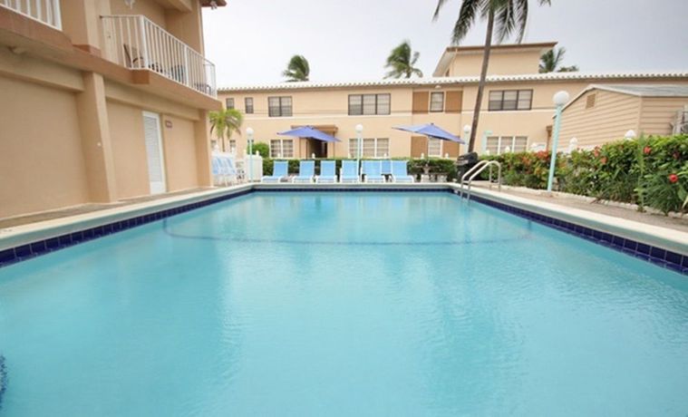 Imagen de los interiores del Hotel Neptune Hollywood Beach. Foto 15