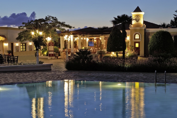 Imagen del bar/restaurante del Hotel Neptune Luxury Resort. Foto 6