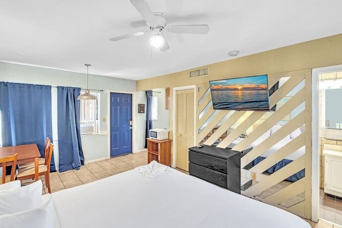 Imagen general del Hotel Neptune Oceanfront Rentals. Foto 4