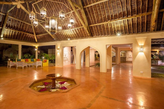 Imagen de los interiores del Hotel Neptune Paradise Beach Resort and Spa. Foto 13