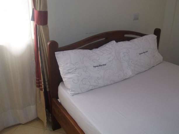 Imagen de la habitación del Hotel Neptune Plaza. Foto 5