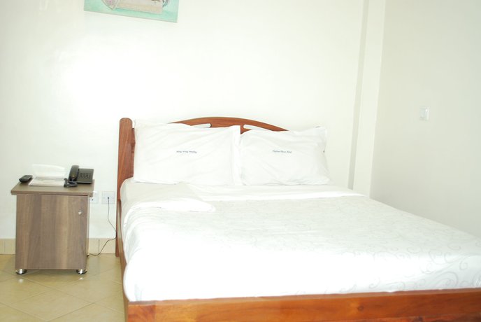 Imagen de la habitación del Hotel Neptune Plaza. Foto 6