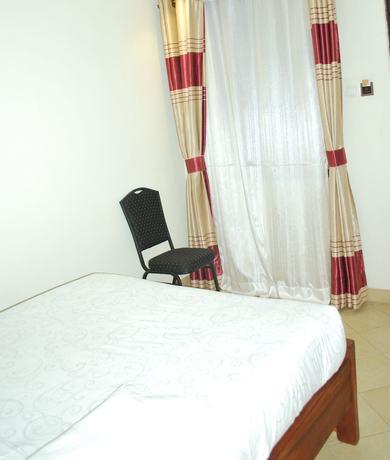 Imagen de la habitación del Hotel Neptune Plaza. Foto 11
