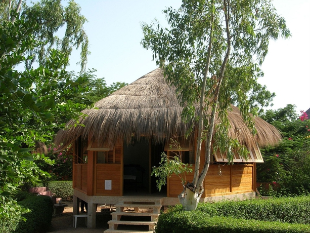 Imagen de los exteriores del Hotel Neptune, Saly. Foto 4