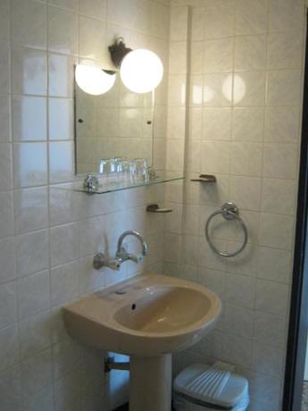 Imagen general del Hotel Neptune, St. Constantine and Helena. Foto 8