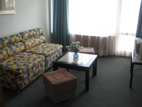 Imagen general del Hotel Neptune, St. Constantine and Helena. Foto 10