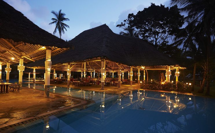 Imagen de la piscina del Hotel Neptune Village Beach Resort And Spa All Inclusive. Foto 17