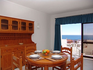 Imagen de la habitación del Hotel Neptuno, Albufeira. Foto 5