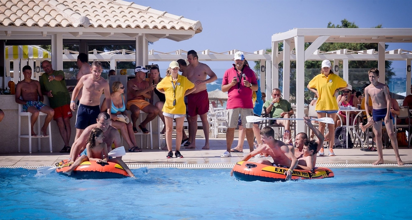 Imagen de la piscina del Hotel Neptuno Beach - All Inclusive. Foto 14