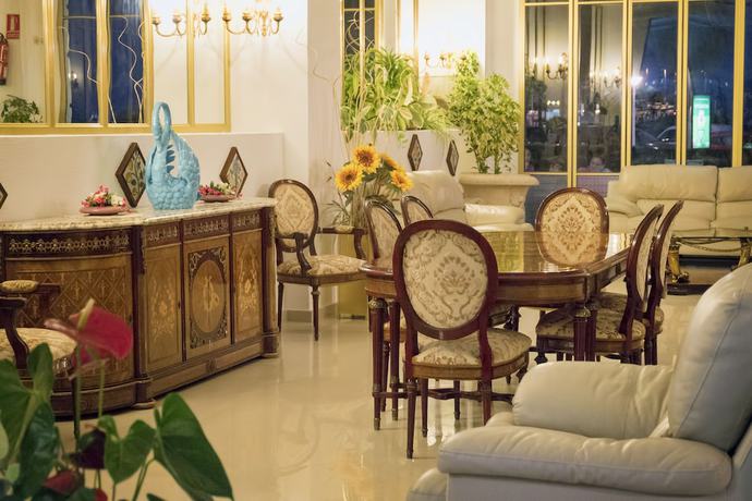 Imagen de los interiores del Hotel Neptuno, Oropesa del Mar. Foto 16