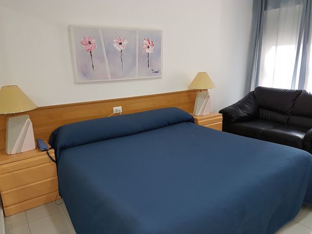 Imagen de la habitación del Hotel Neptuno, Oropesa del Mar. Foto 7