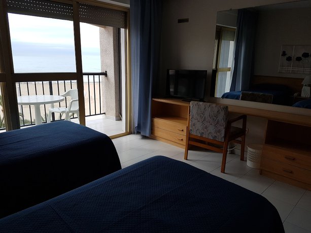 Imagen de la habitación del Hotel Neptuno, Oropesa del Mar. Foto 14