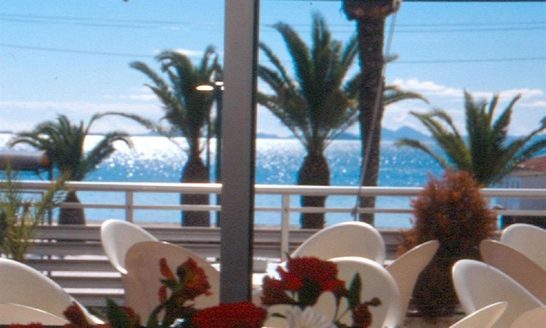 Imagen del bar/restaurante del Hotel Neptuno, San Pedro del Pinatar. Foto 2