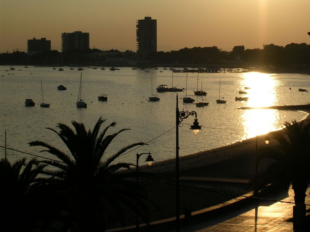 Imagen de los exteriores del Hotel Neptuno, San Pedro del Pinatar. Foto 5