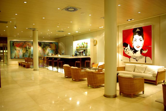 Imagen de los interiores del Hotel Neptuno, Valencia. Foto 22
