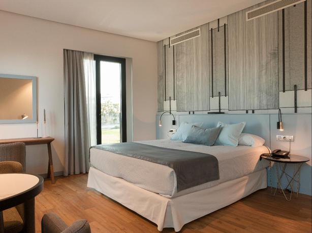 Imagen de la habitación del Hotel Neptuno, Valencia. Foto 18