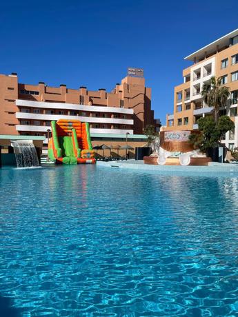 Imagen de la piscina del Hotel Neptuno by ON GROUP. Foto 23