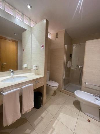 Imagen de la habitación del Hotel Neptuno by ON GROUP. Foto 9