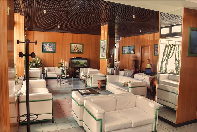 Imagen de los interiores del Hotel Neptunus, Nettuno. Foto 18