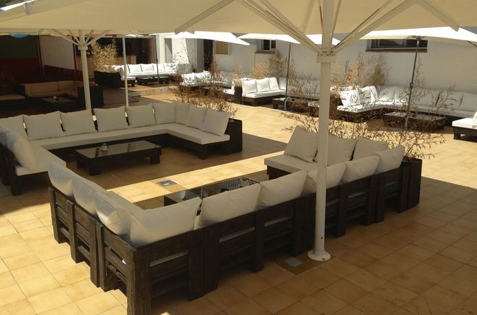 Imagen de los exteriores del Hotel Nereida, L' Estartit. Foto 12