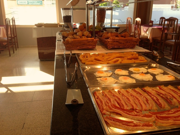 Imagen del bar/restaurante del Hotel Nereida, L' Estartit. Foto 8