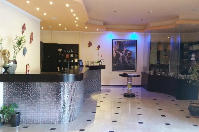 Imagen de los interiores del Hotel Nereides, K&aacute;rpatos Ciudad. Foto 6