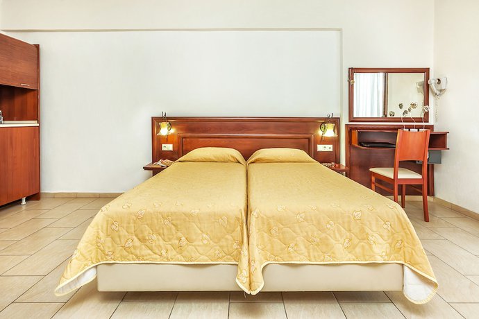 Imagen de la habitación del Hotel Nereides, Kasandra. Foto 6