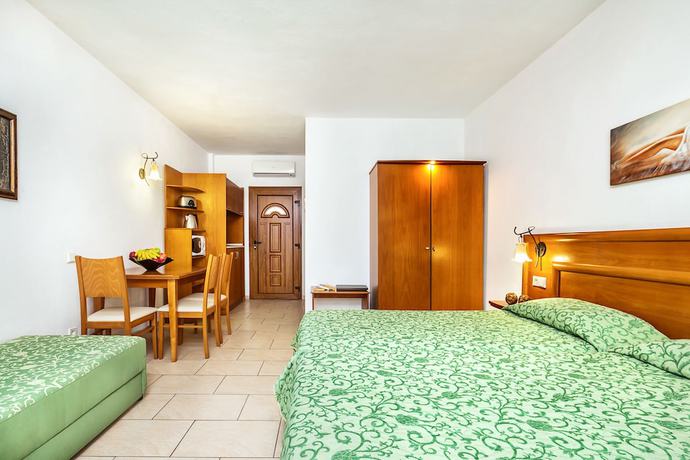 Imagen de la habitación del Hotel Nereides, Kasandra. Foto 14
