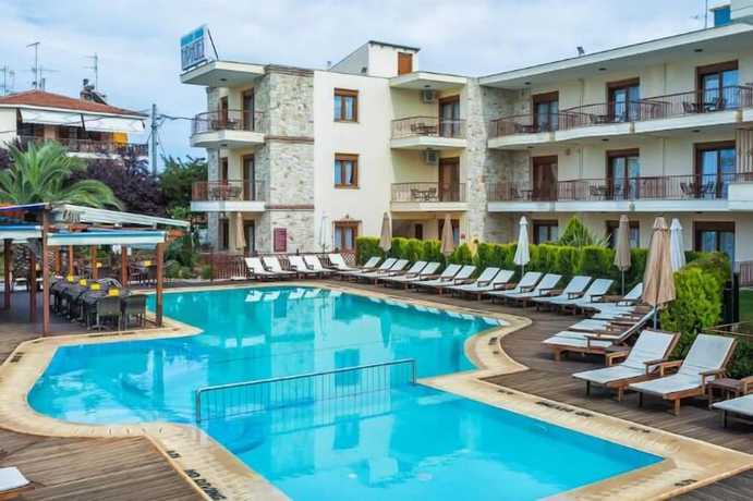 Imagen general del Hotel Nereides, Kasandra. Foto 1