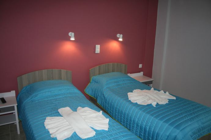 Imagen de la habitación del Hotel Nereides, Platanias. Foto 12