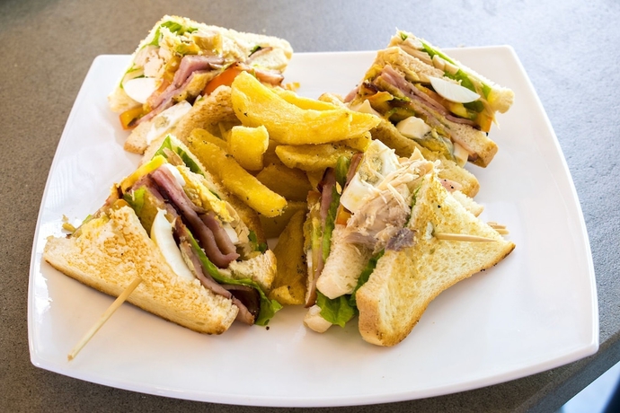 Imagen del bar/restaurante del Hotel Nereus. Foto 4