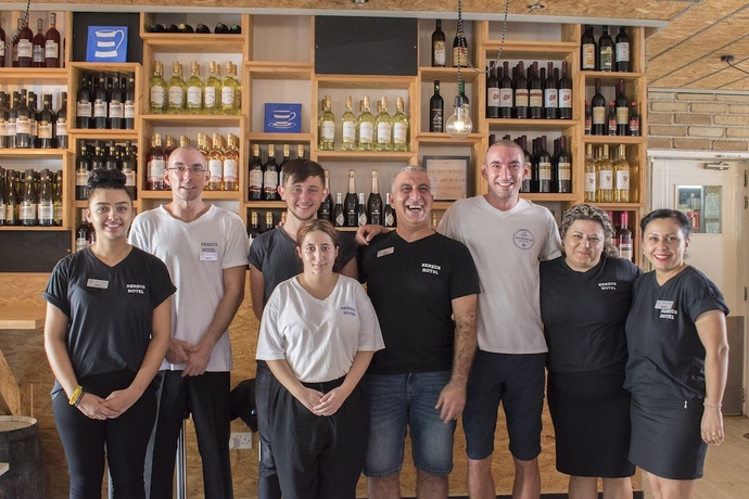 Imagen del bar/restaurante del Hotel Nereus. Foto 5