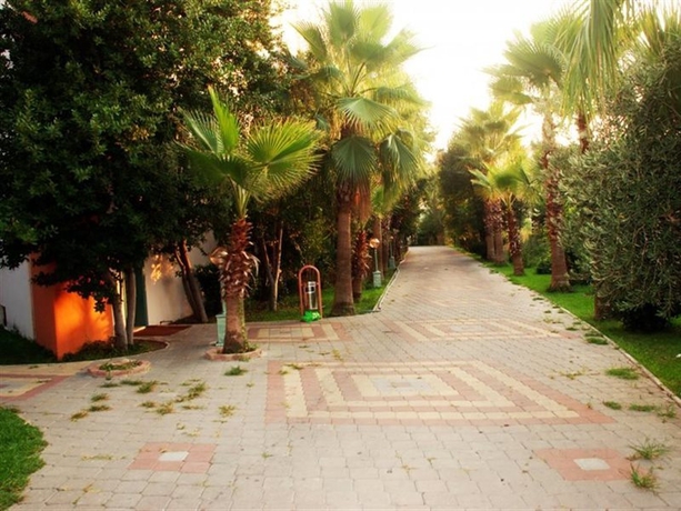 Imagen general del Hotel Nergos Garden. Foto 9