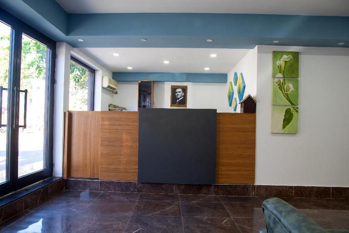 Imagen de los interiores del Hotel Nergos Side. Foto 16