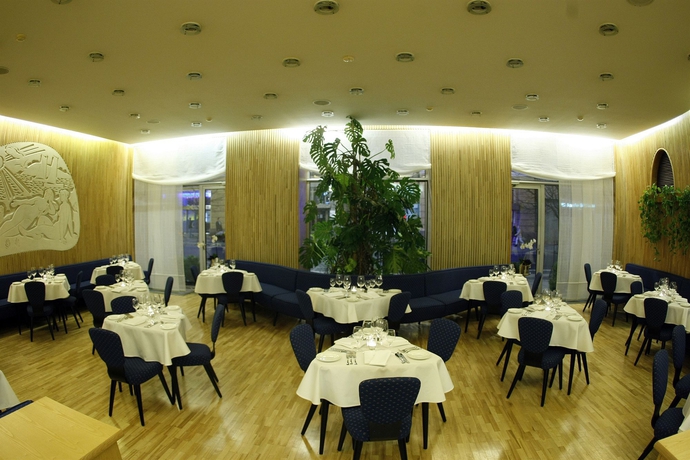 Imagen del bar/restaurante del Hotel Neringa. Foto 2