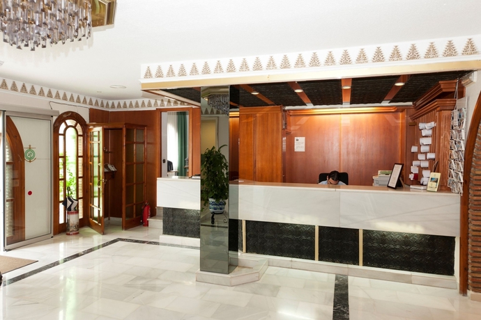 Imagen de los interiores del Hotel Nerja Club by Dorobe Hotels. Foto 14
