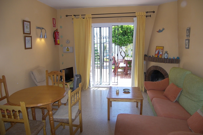 Imagen de los interiores del Hotel Nerja Villas Capistrano. Foto 16