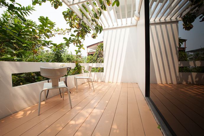Imagen de los exteriores del Hotel Nern Chalet Beachfront. Foto 10