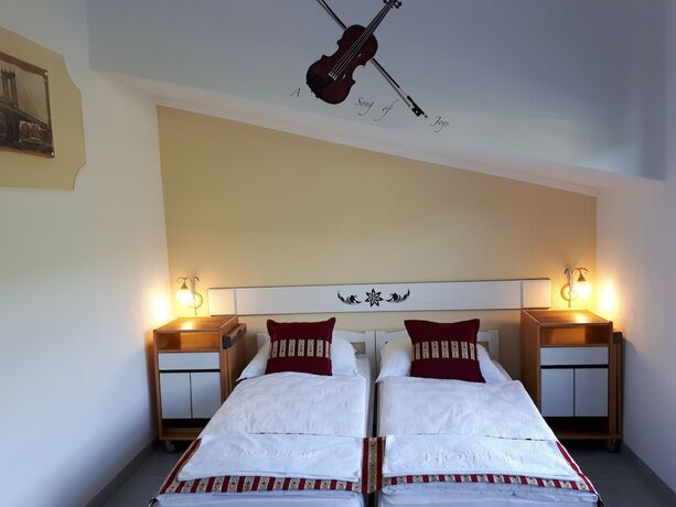 Imagen general del Hotel Neron Turist Center. Foto 9